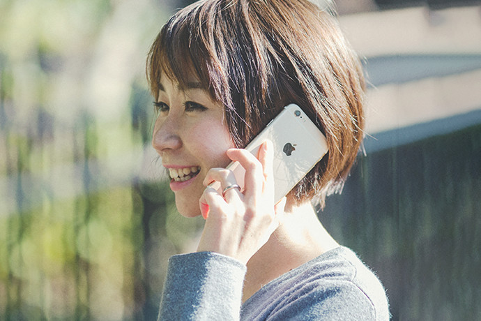 オフィスでの 赤池 智美
