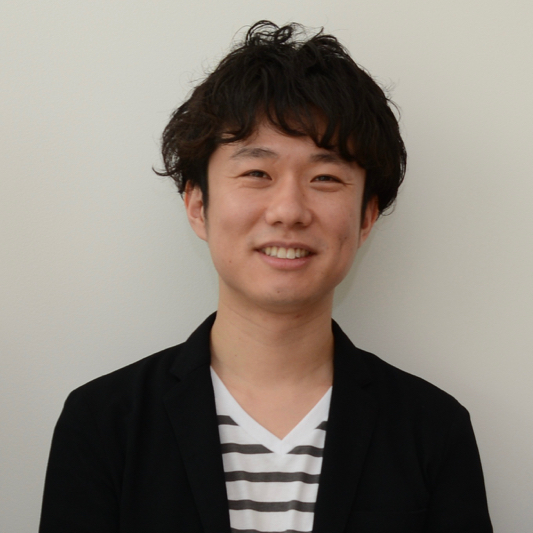 先端技術応用室 デザイナー 鈴木 健司の写真 Portrait of Kenji Suzuki Advanced Applications Senior Designer