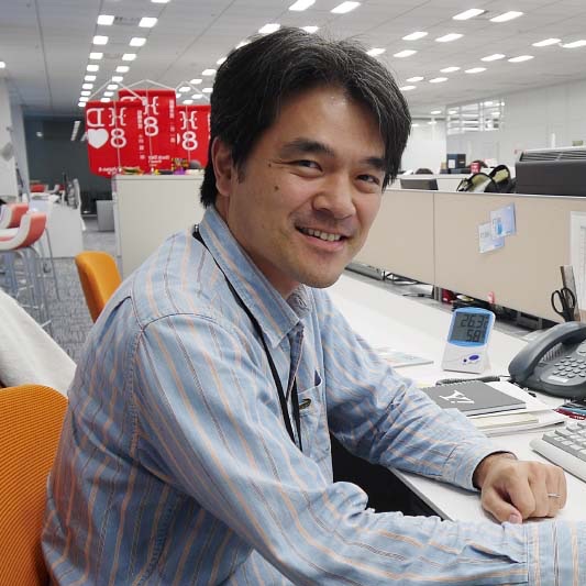 研究開発エンジニア 浅見 宗広の写真 Portrait of Munehiro Azami R&D Engineer