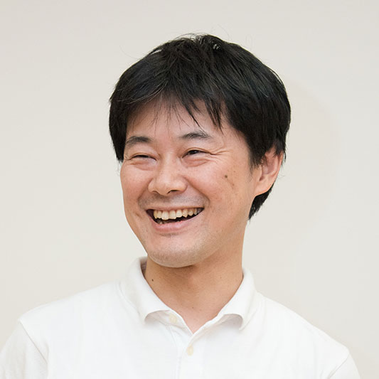 上席研究員 山下 達雄の写真 Portrait of Tatsuo Yamashita Senior Chief Researcher