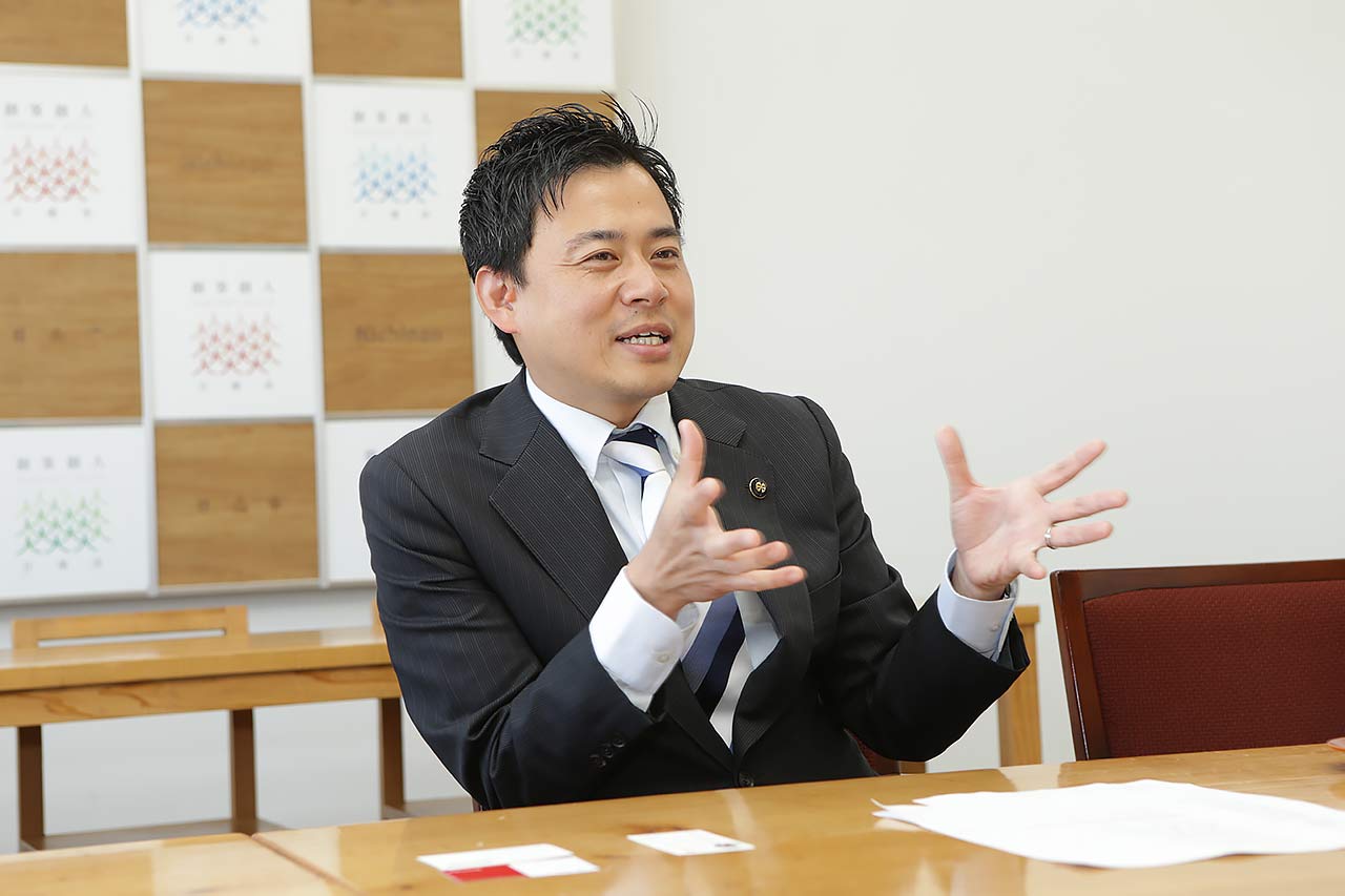﨑田恭平市長