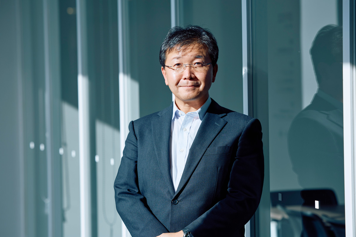  気候変動による水温上昇に伴う、海や湖のミクロ生物の変化とその影響