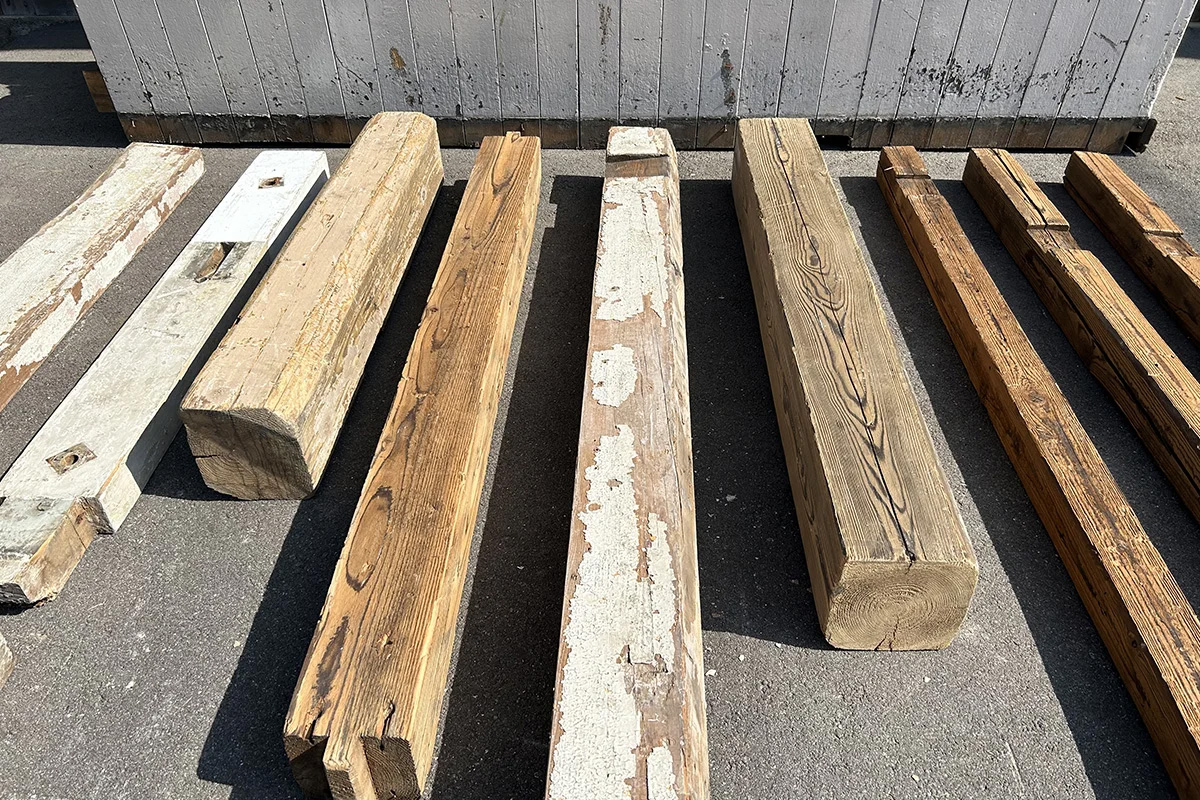 加工・仕上げを施したSTATION WOOD(提供:古材日和)