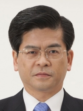 石井 啓一