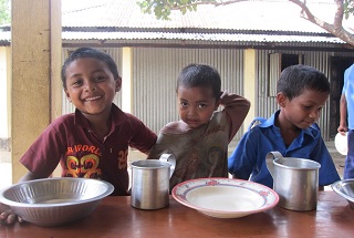 [子どもたちの栄養不良改善のためにたまご給食を贈ろう！]の画像