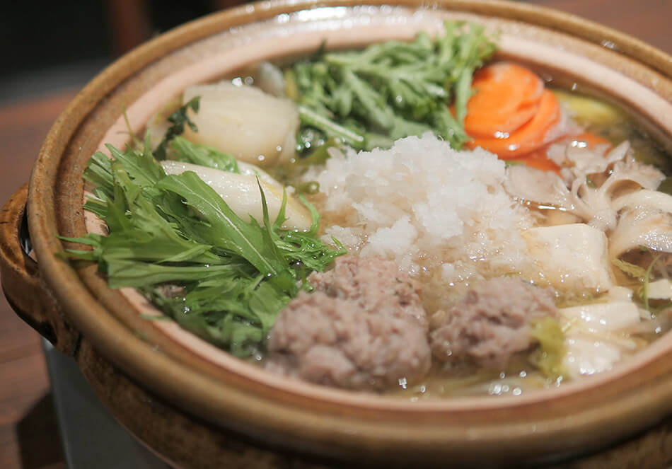鶏つみれと生ダラのみぞれ鍋、<br>シメはアジアン雑炊で決まり!の写真