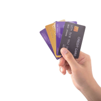 カードローンとリボ払いの違いは何？　借換えすべきかも解説