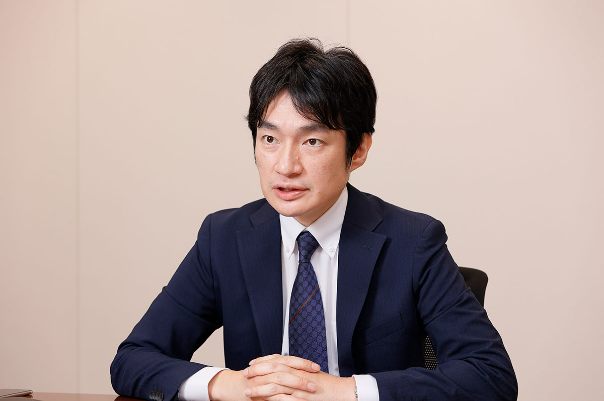 加藤氏