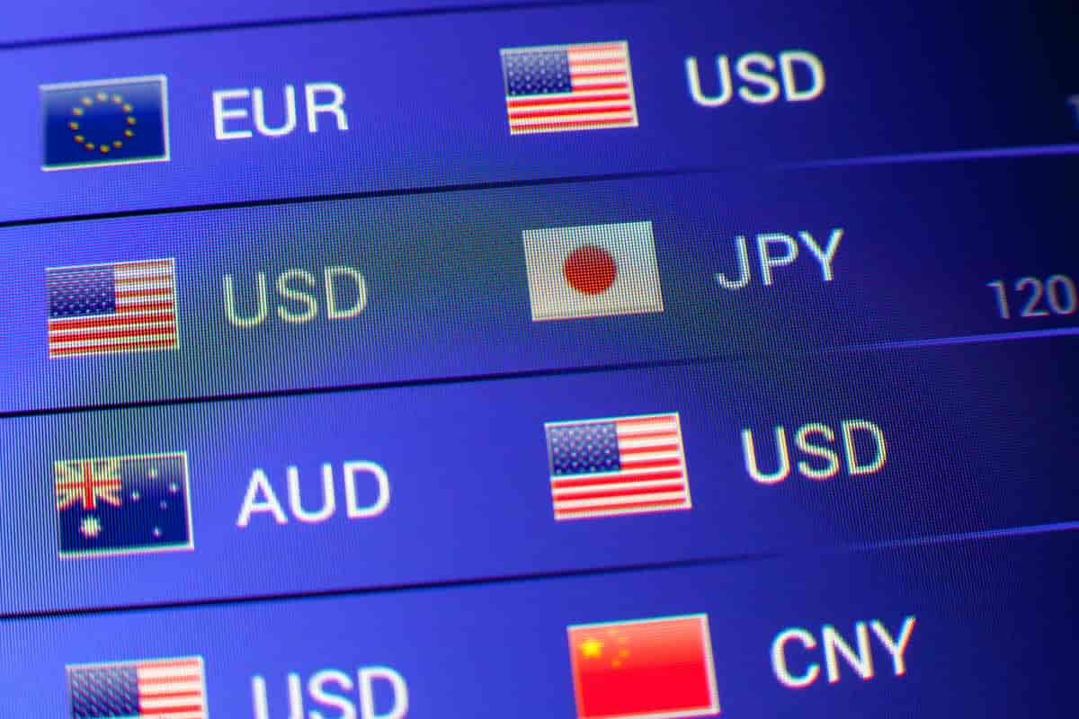 仮想通貨がドルとユーロを飲み込む 通貨マイナー トレーナー メジャー通貨、マイナー通貨っ