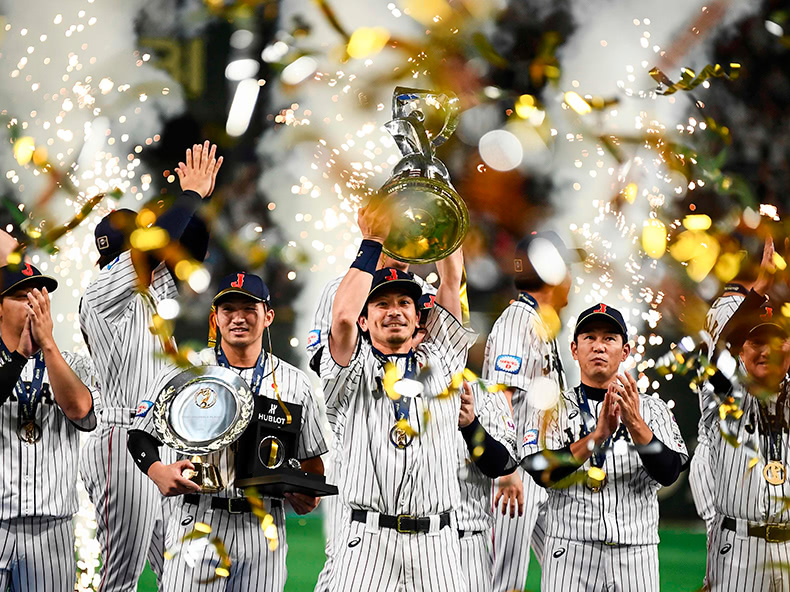 侍ジャパン、韓国を破る 10年ぶり世界一