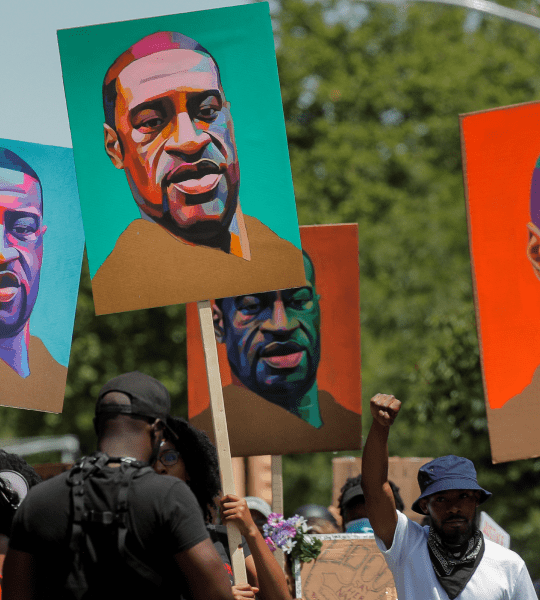 米、警官暴行で黒人男性死亡 映像拡散し波紋