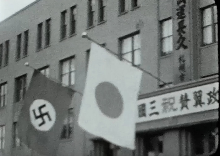 日独伊三国同盟を祝う札幌市内　1940年9月