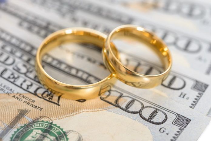 結婚費用の相場は？ 貯金が無くても結婚出来るって本当？