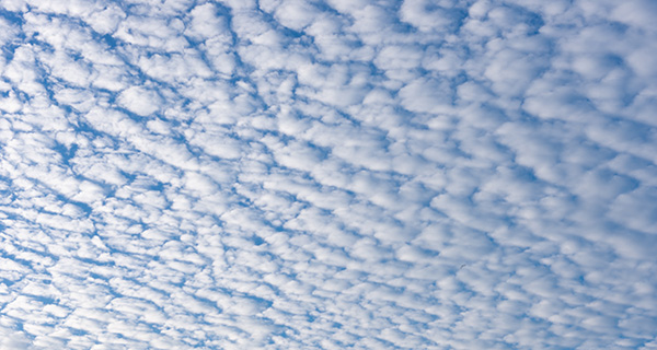 うろこ雲・いわし雲（巻積雲）