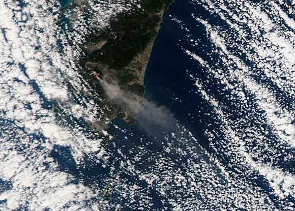 霧島山の新燃岳が噴火:広範囲に降灰被害