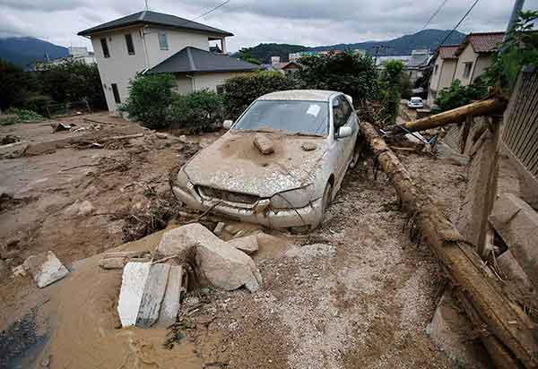 広島に記録的局地豪雨：土砂災害で多数の死者