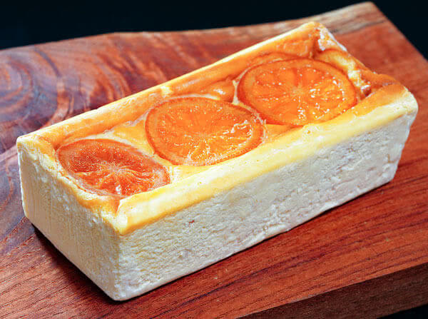 愛媛県産ブラッドオレンジのチーズケーキ